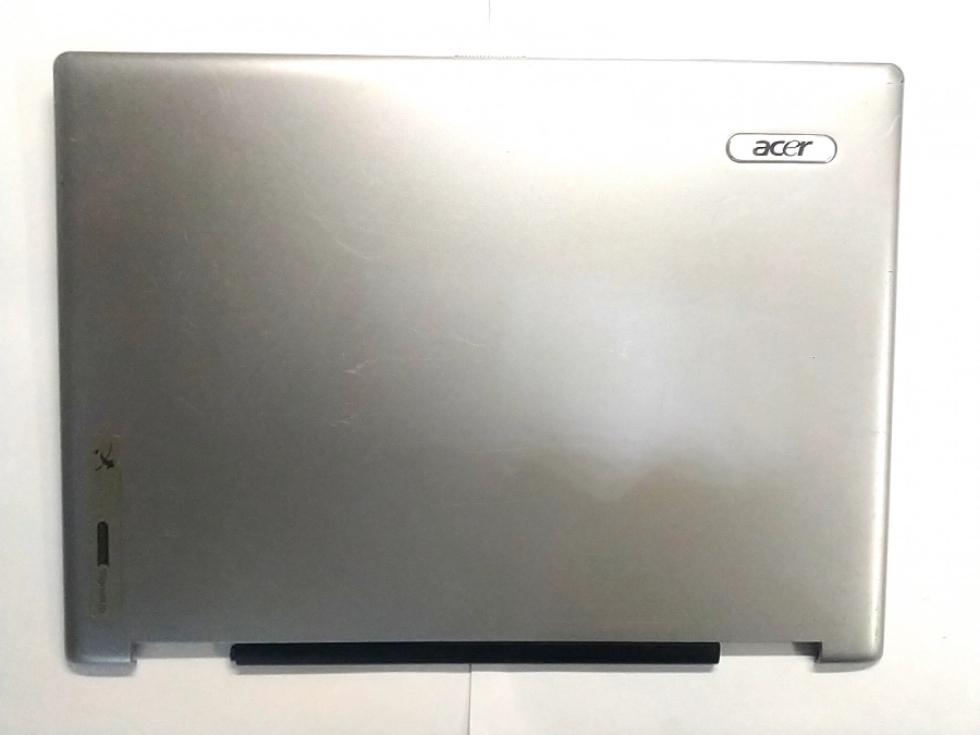 Верхняя крышка (матрицы) ZYE3DZR3LCT Acer Aspire 3680