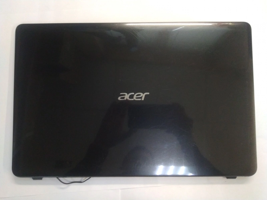 Верхняя крышка (матрицы) AP0PI0001003 для Acer Aspire E1-521 E1-571 E1-531