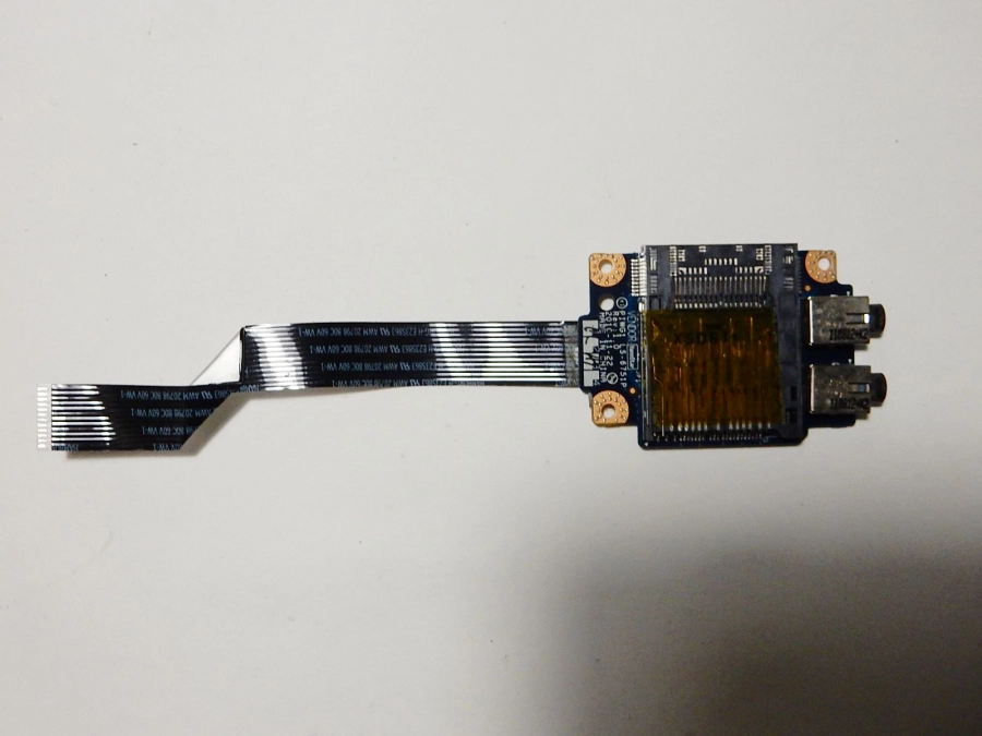 Плата AUDIO и картридера PIWG1 LS-6751P Rev: 1.0 с шлейфом PIWG2 NBX0000SN00 Rev: 2.0 Lenovo G570