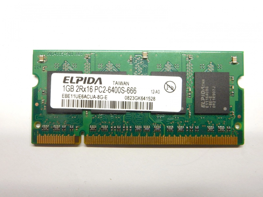 Фото товара Elpida 1GB EBE11UE6ACUA-8G-E 1GB 2Rx16 PC2-6400S-666