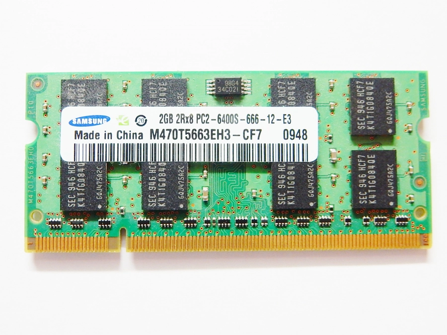 Фото товара Samsung M470T5663EH3-CF7 2Gb 2Rx8 PC2-6400S-666-12-E3