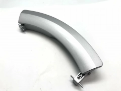 Миниатюра товара Ручка дверцы люка для стиральной машины Bosch, Siemens 751791 / 00751791 серого цвета, серебристая.